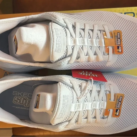 Skechers White Slip-On Athletic Sneakers Womens 10 Wide - Picture 5 of 8